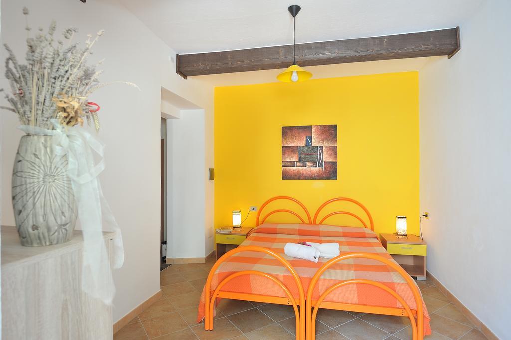 B&B Issicoro Baunei Kültér fotó
