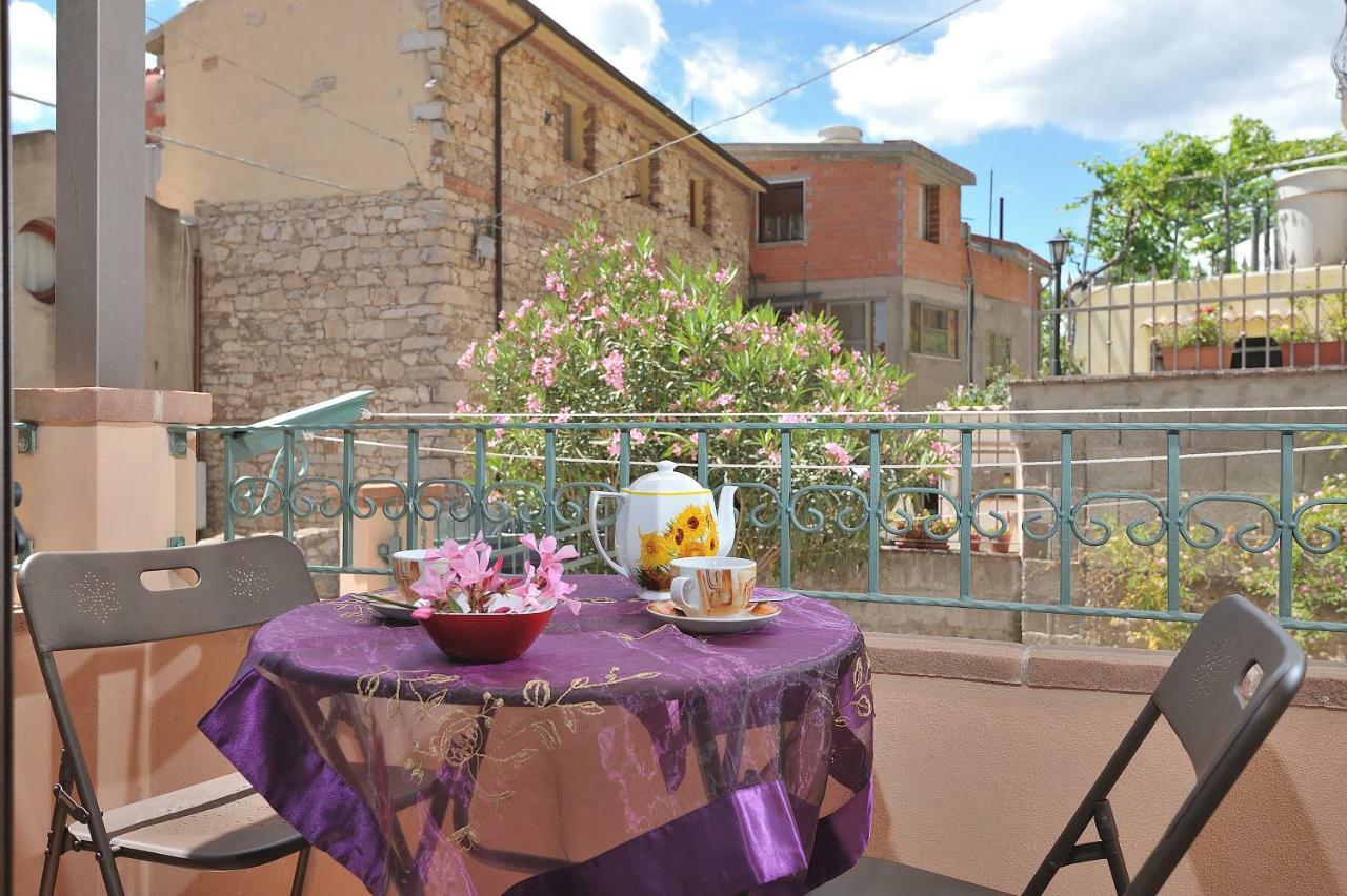 B&B Issicoro Baunei Kültér fotó